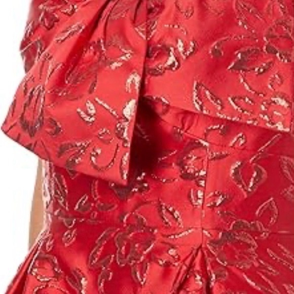 Lilly Pulitzer Kataleya strapless floral Jaquard dress in Amaryllis Red. - Picture 2 of 5
